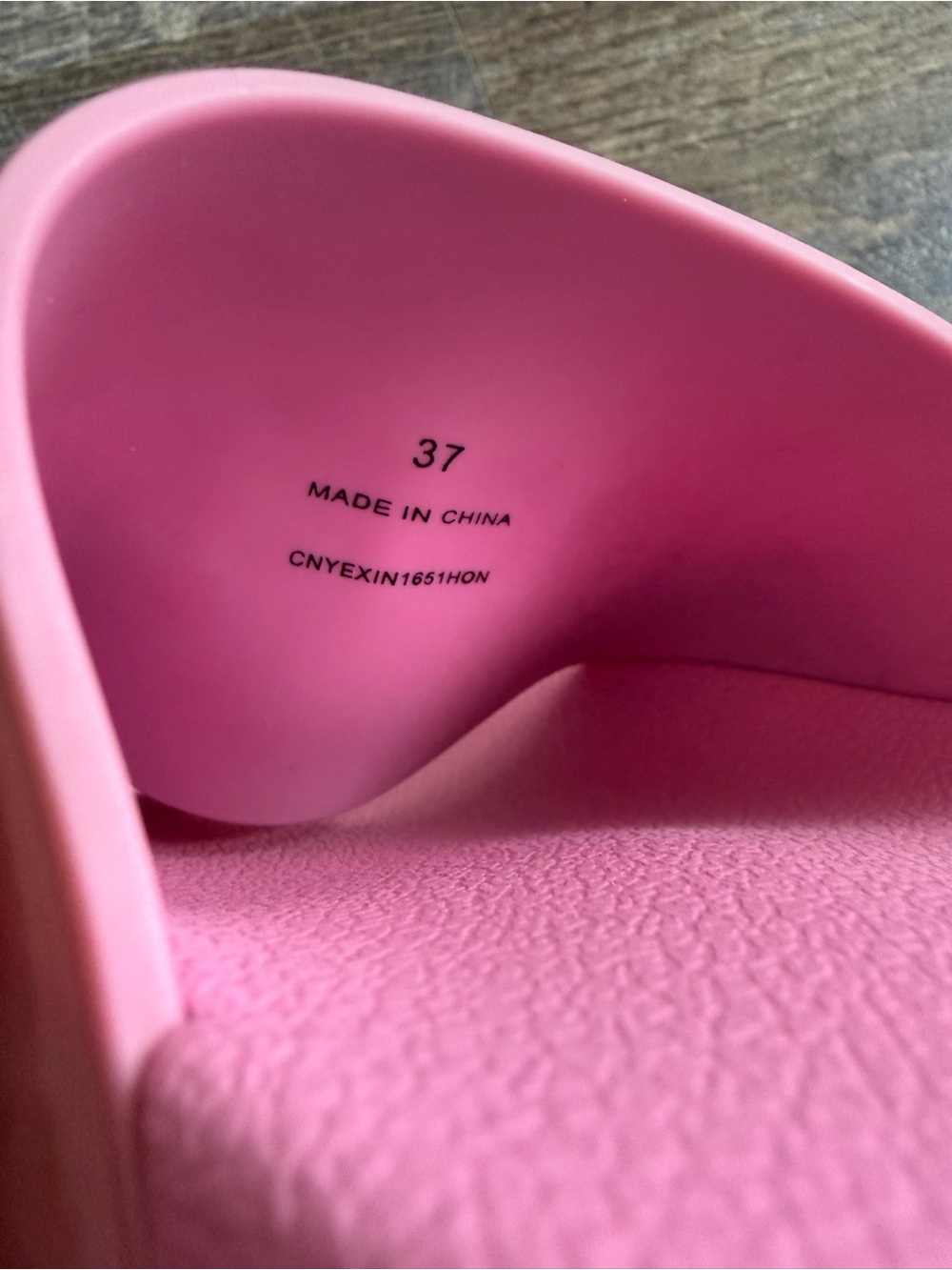 Burberry Pink Slides with Red Logo size 37 - Picture 5 of 6